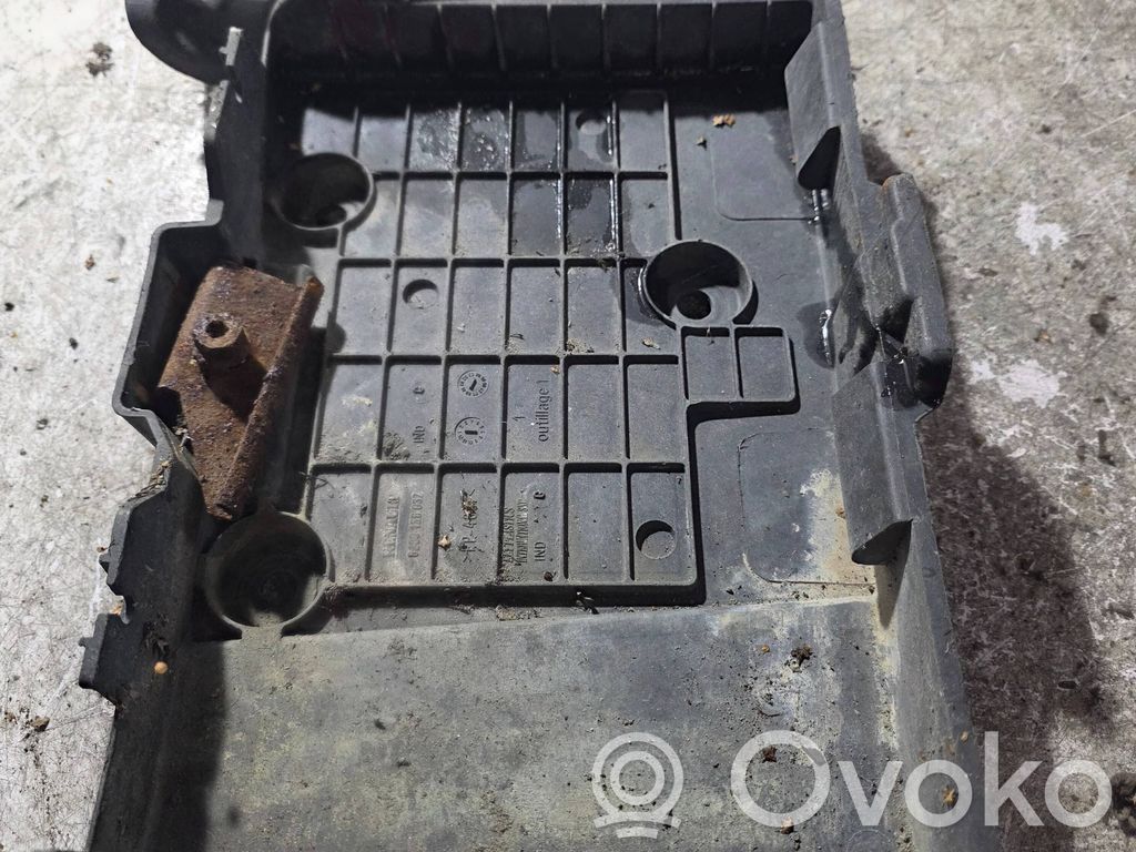 Renault Scenic II -  Grand scenic II Battery tray 
