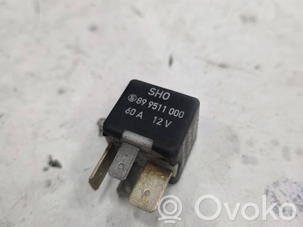 Audi A4 S4 B5 8D Otros relés 