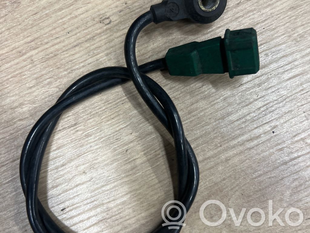 Audi A4 S4 B5 8D Klopfsensor 