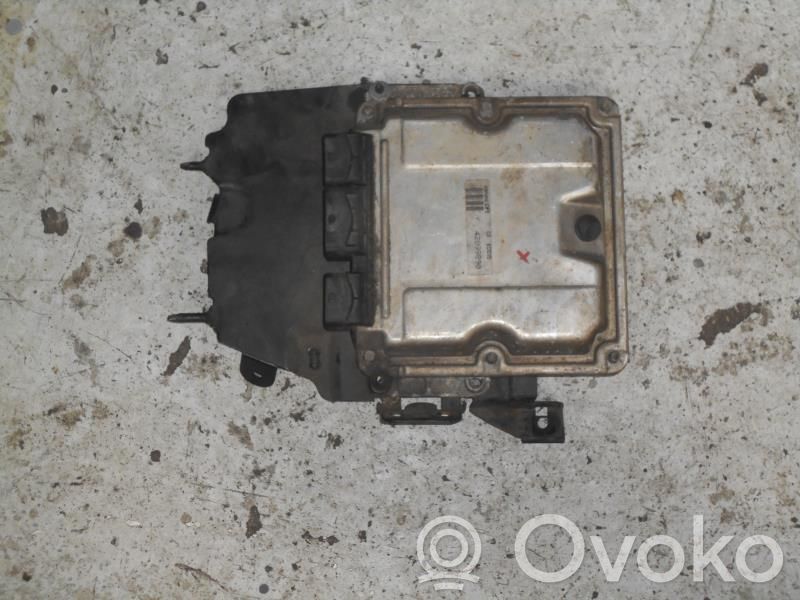 Engine control unit/module   1940Q5
