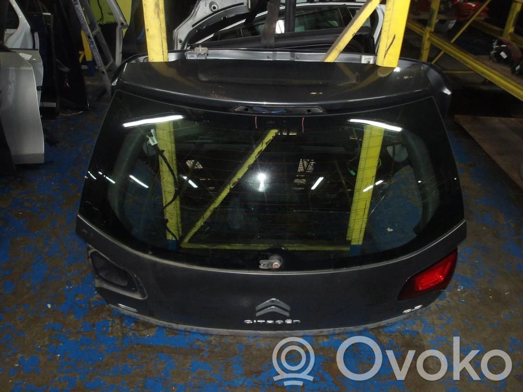 Tailgate/trunk/boot lid   8701CG