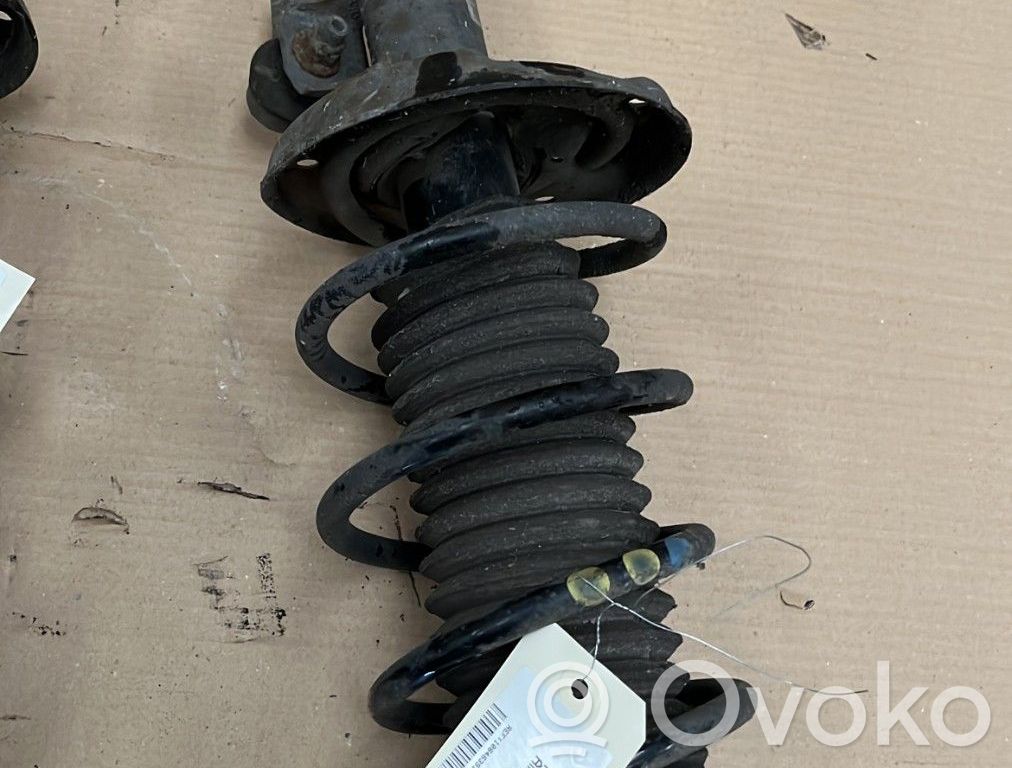 Fiat Punto Evo Amortyzator osi przedniej ze sprężyną 