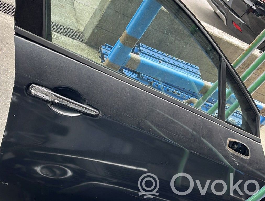 Priekinės durys   9004Z2