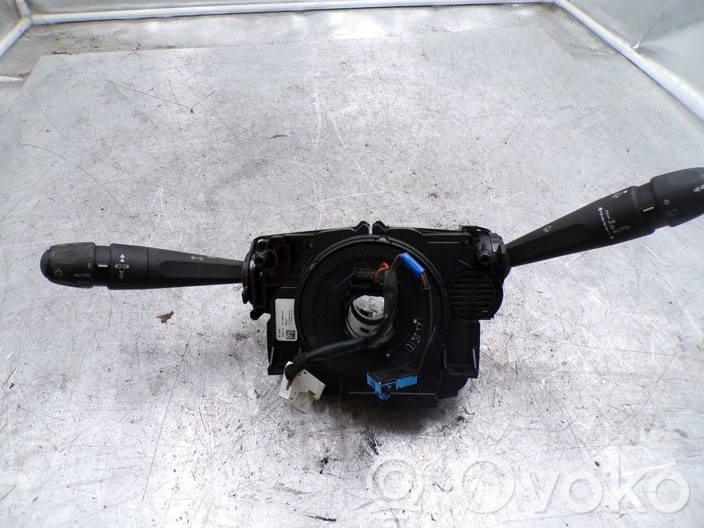 Citroen C4 Cactus Interruptor/palanca de limpiador de luz de giro 