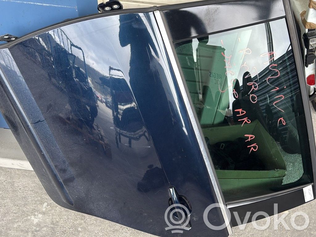 Peugeot 5008 Galinės durys 
