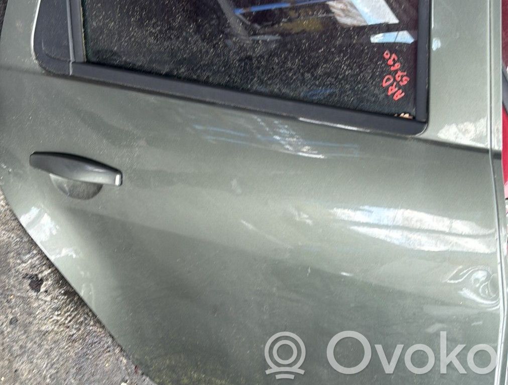 Dacia Duster Galinės durys 
