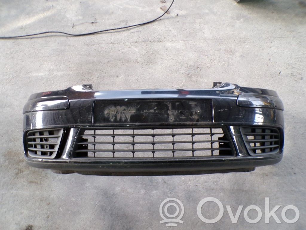 Volkswagen Golf Plus Front bumper 