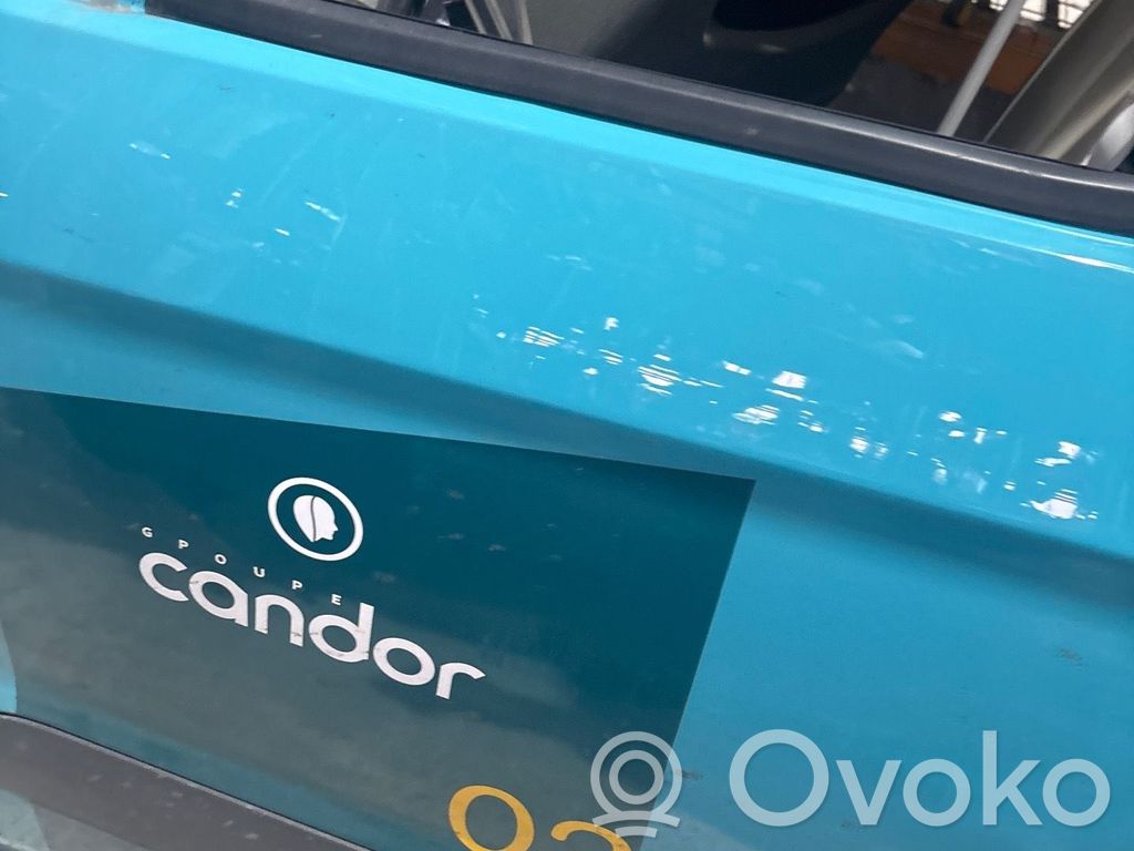 Ford Transit Courier Дверь 