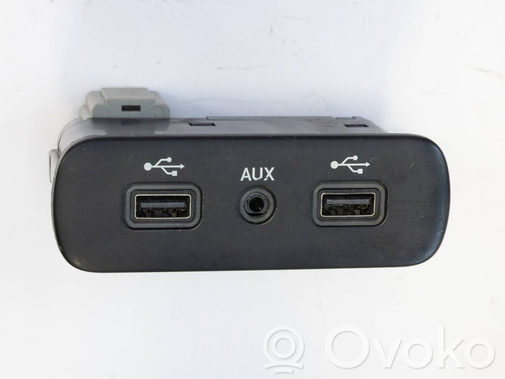 Dodge Charger USB socket connector 