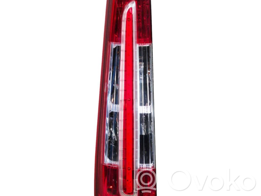 Ford C-MAX I Rear/tail lights 