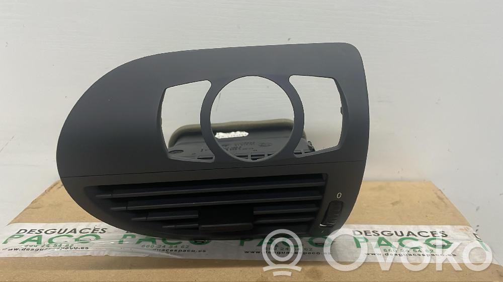 BMW 6 E63 E64 Rejilla de ventilación central del panel 