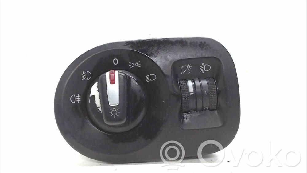 Seat Altea XL Light switch 