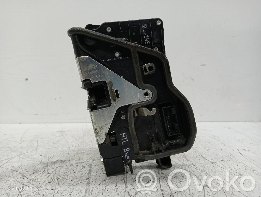 BMW 7 E65 E66 Takaoven lukko 