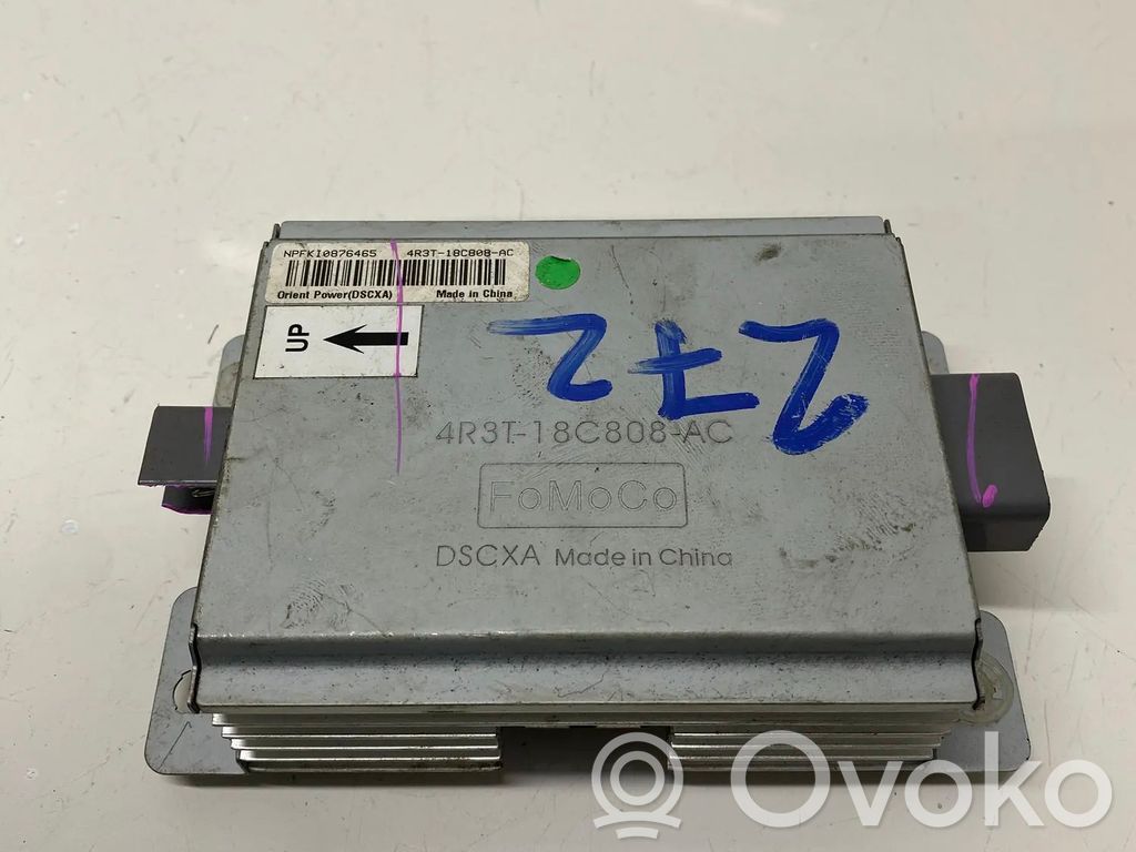 Ford Mustang V Amplificator sunet 
