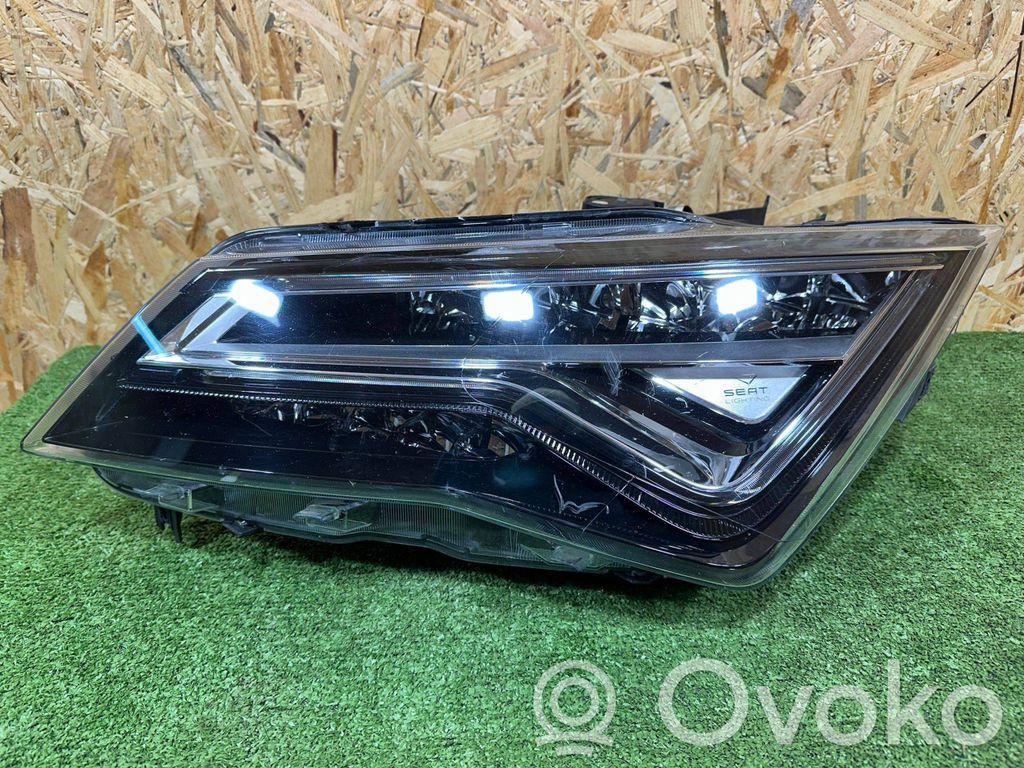 Headlight/headlamp   576941007D