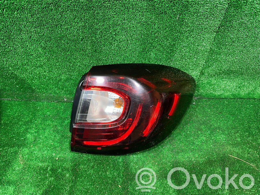 Renault Captur Rear/tail lights 