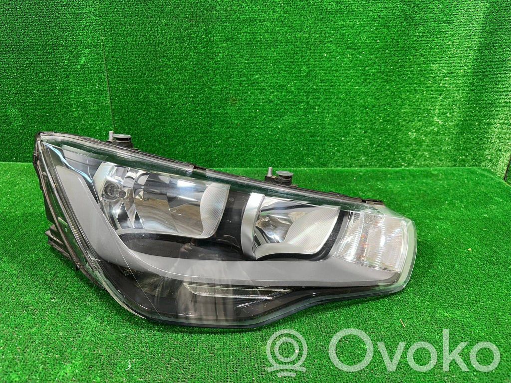 Audi A1 Headlight/headlamp 