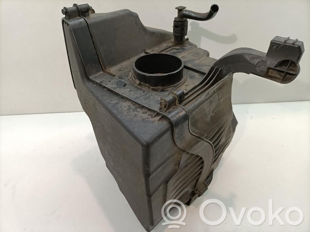 Ford C-MAX I Air filter box 