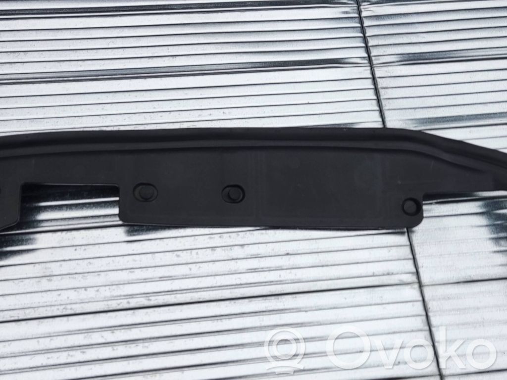 BMW 4 F32 F33 Inne elementy wykończeniowe drzwi przednich 