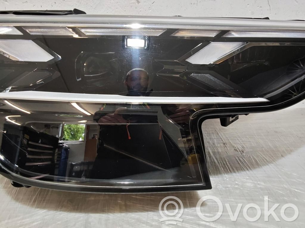 Audi Q8 Headlight/headlamp 