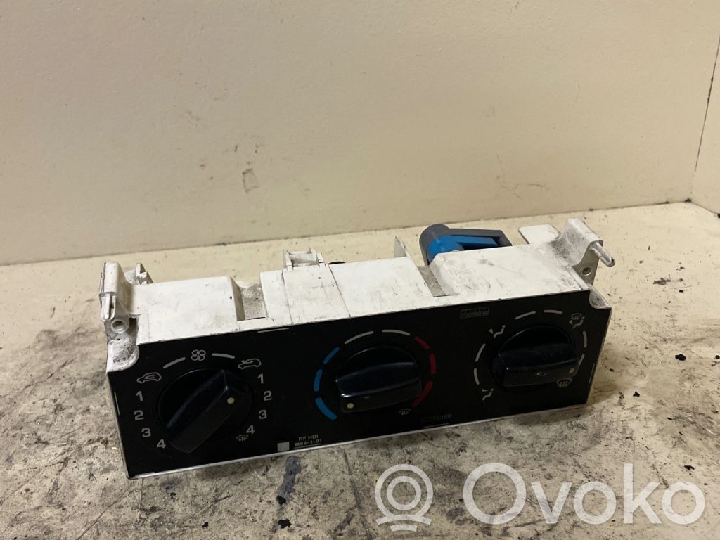 Climate control unit   030807DA,20070820