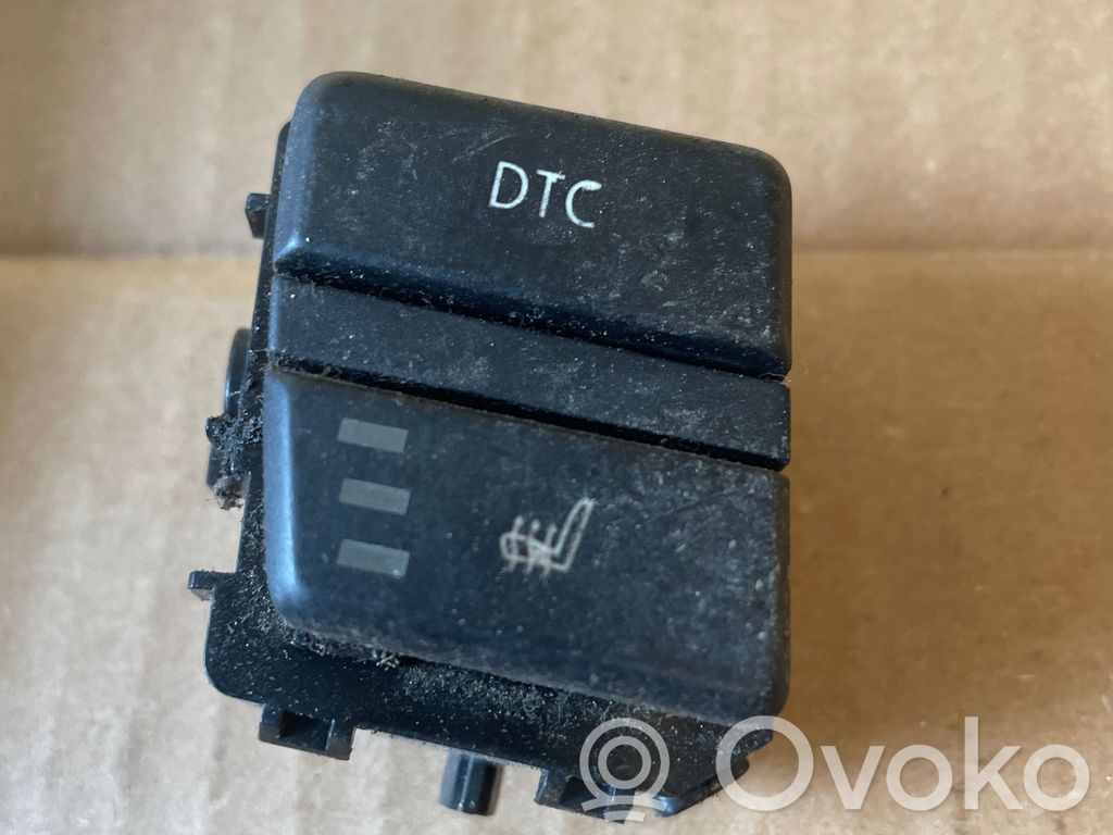 BMW 5 E60 E61 Seat heating switch 