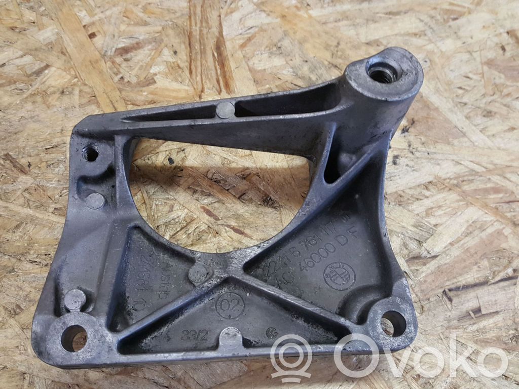 BMW 5 E60 E61 Engine mounting bracket 