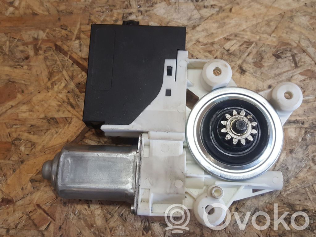 Volvo V50 Asa reguladora de la puerta trasera 