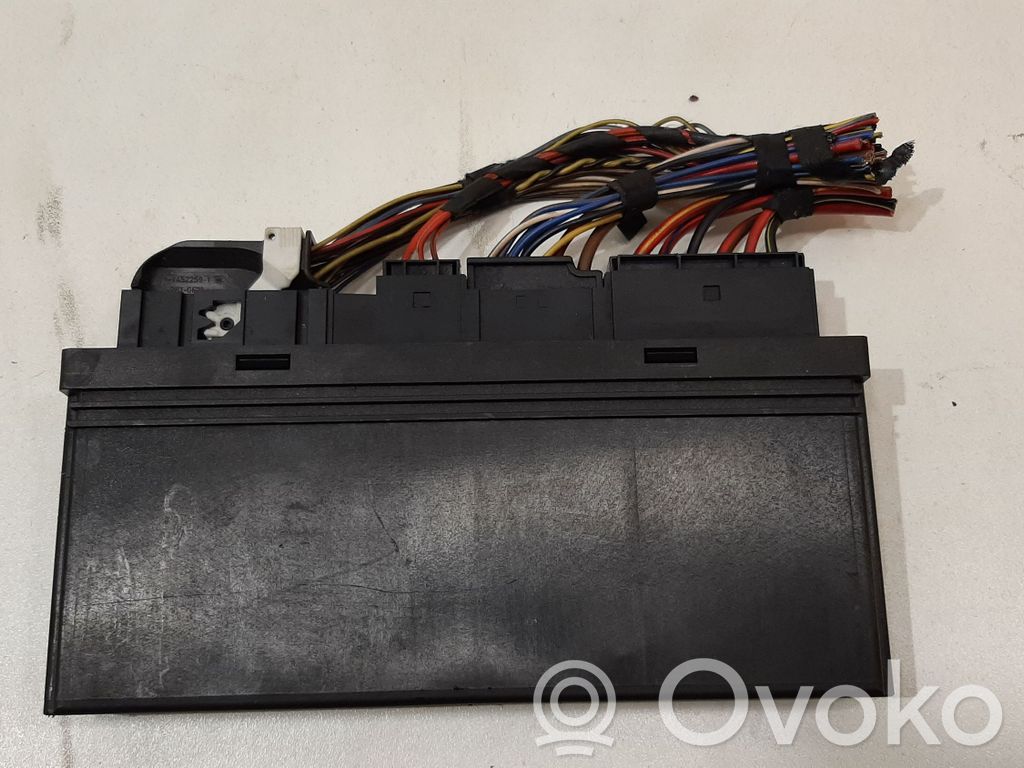 BMW 5 E60 E61 Komforta modulis 