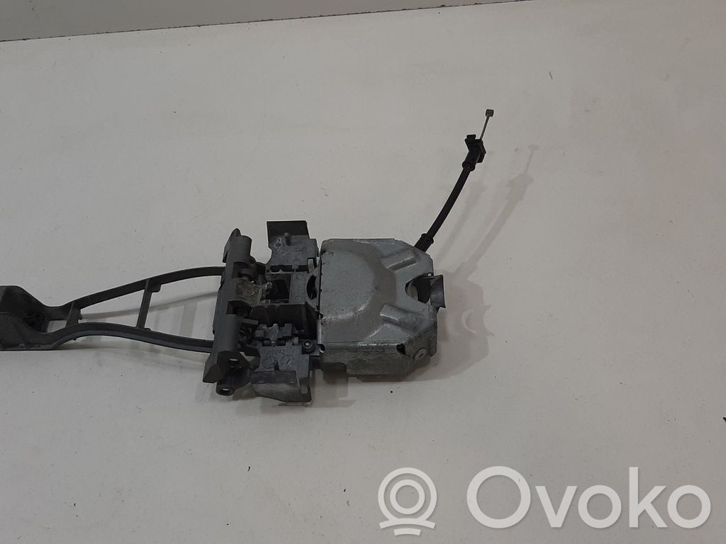 Volvo V70 Front door exterior handle/bracket 