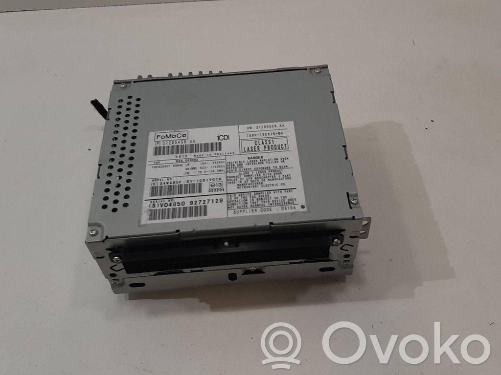 Volvo V70 Panel / Radioodtwarzacz CD/DVD/GPS 