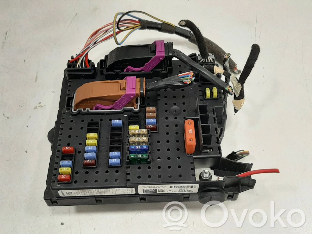 Volvo V70 Sulakemoduuli 