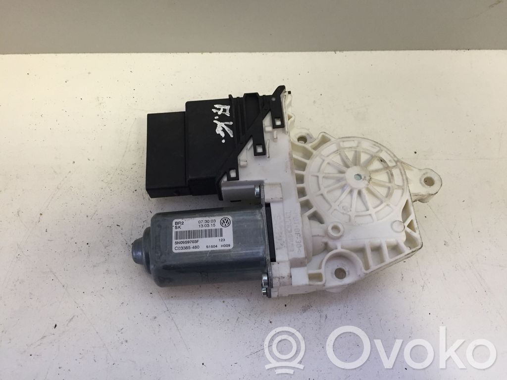 Volkswagen Tiguan Silniczek podnoszenia szyby drzwi tylnych 