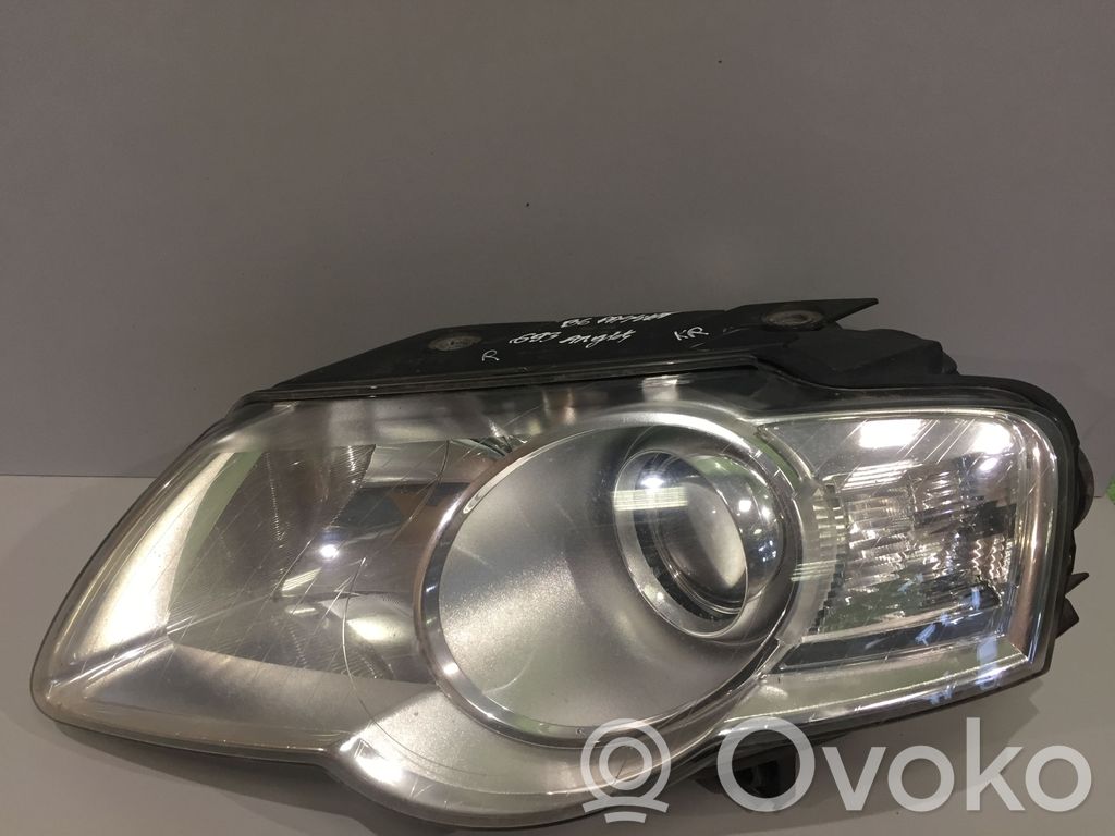 Volkswagen PASSAT B6 Faro/fanale 