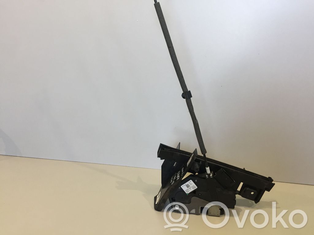 Ford Focus Zamek drzwi tylnych 