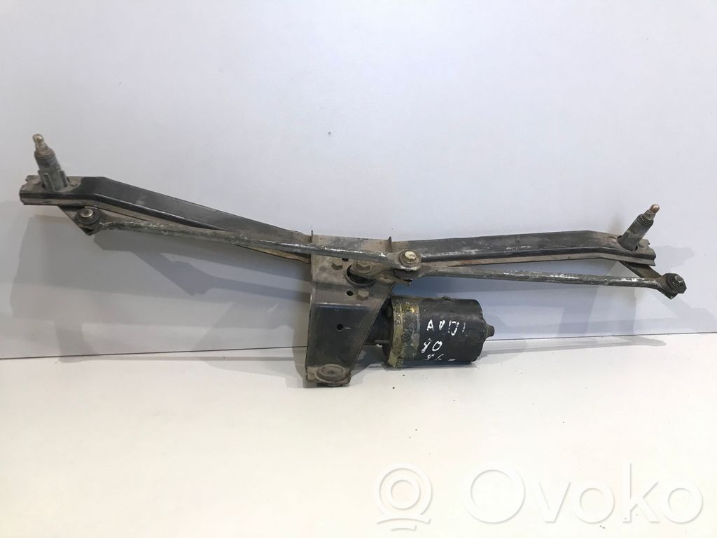 Audi 80 90 B2 Etupyyhkimen vivusto ja moottori 