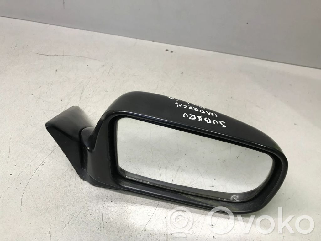 Subaru Impreza I Manual wing mirror 