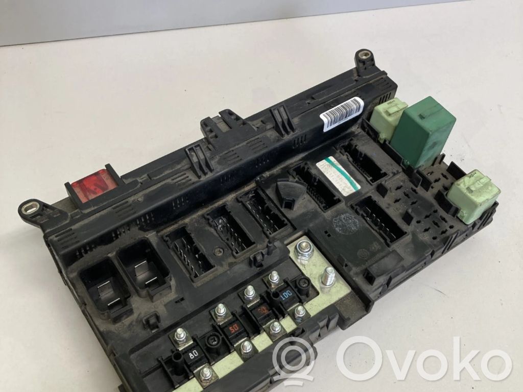 BMW X5 E53 Sulakemoduuli 
