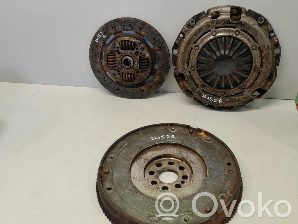 Opel Vivaro Clutch set kit 