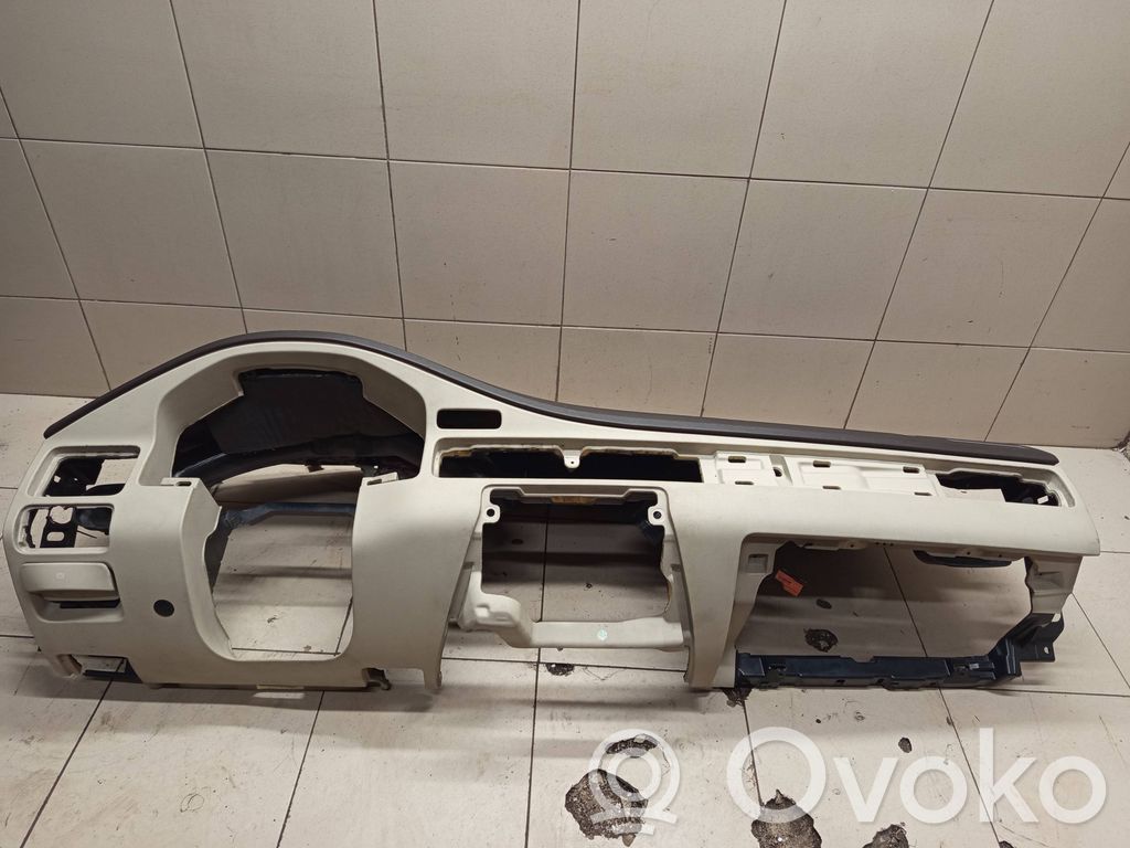 Volvo S80 Panelė 