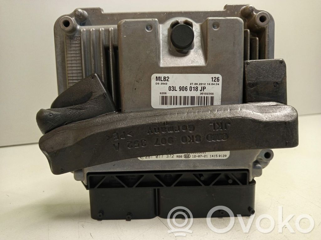 Audi A4 S4 B8 8K Engine control unit/module 