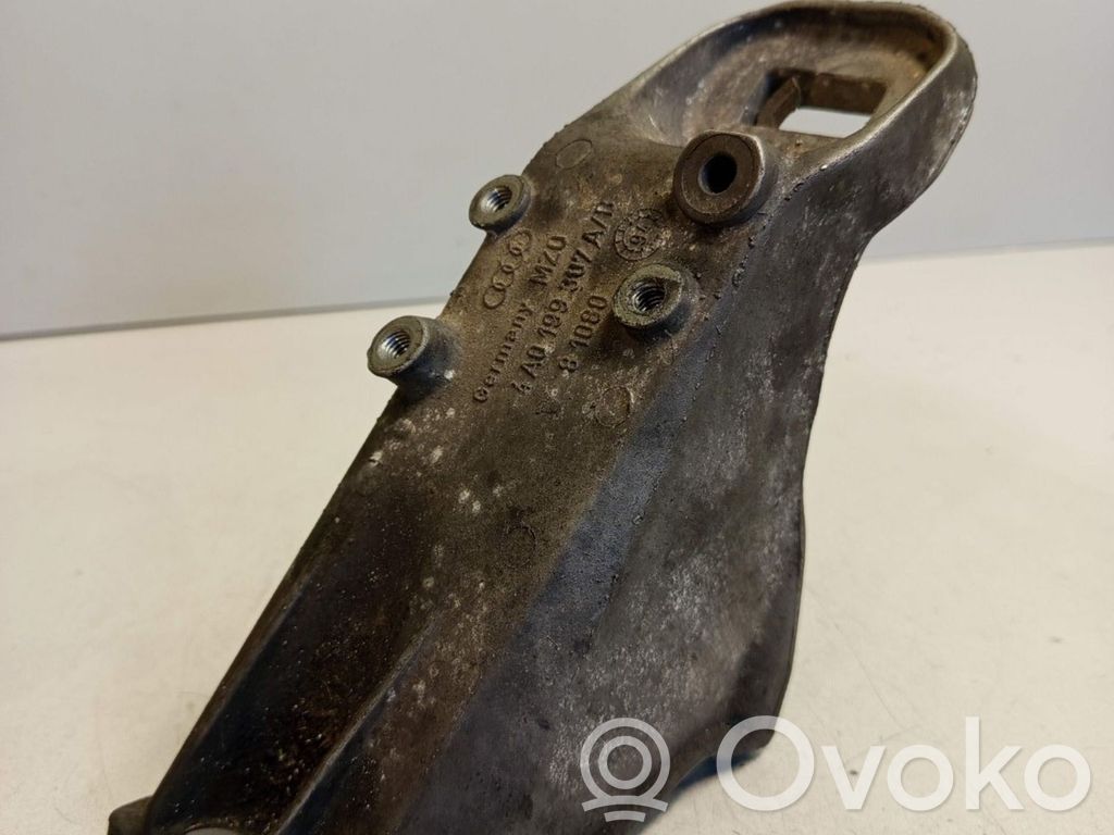 Audi A6 S6 C4 4A Engine mounting bracket 