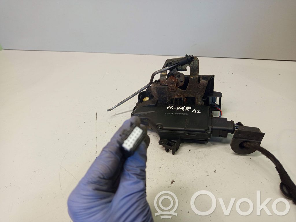 Audi A2 Priekinė durų spyna 