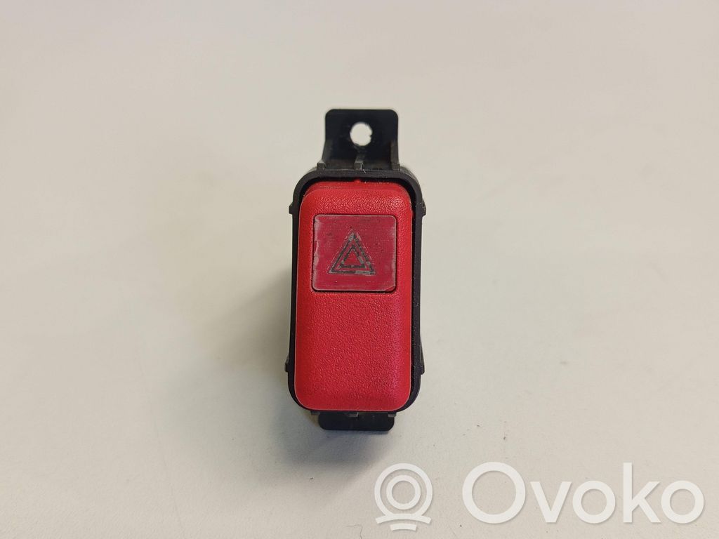 Honda CR-V Hazard light switch 
