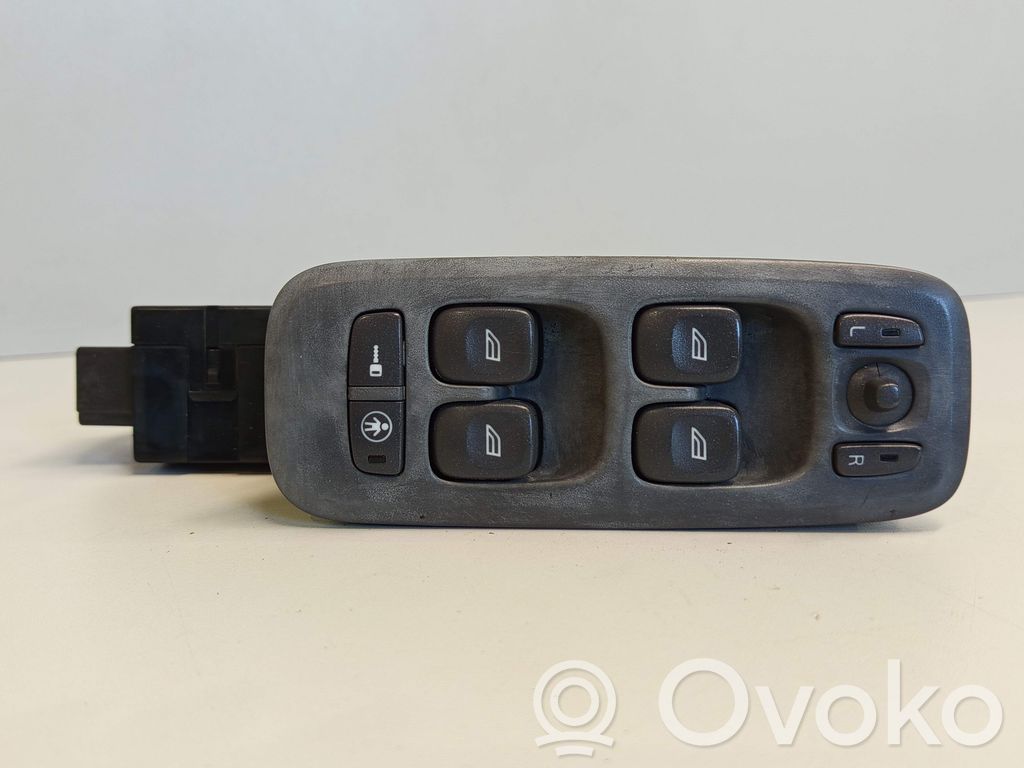 Electric window control switch   9452959