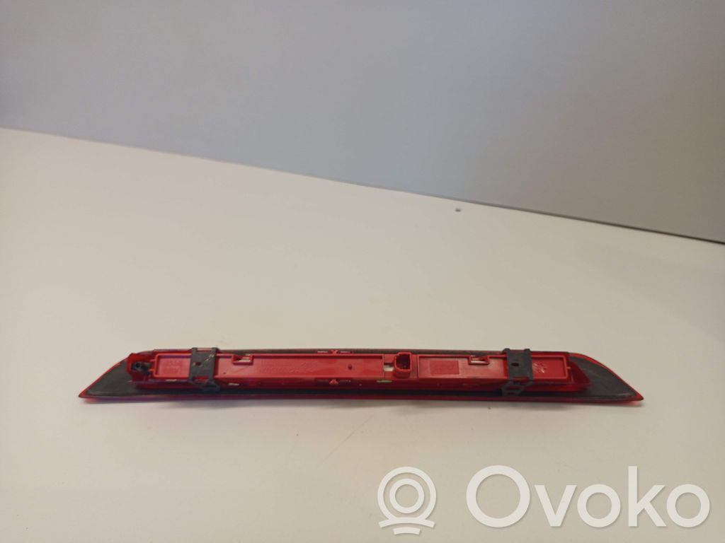 Ford Focus Third/center stoplight 