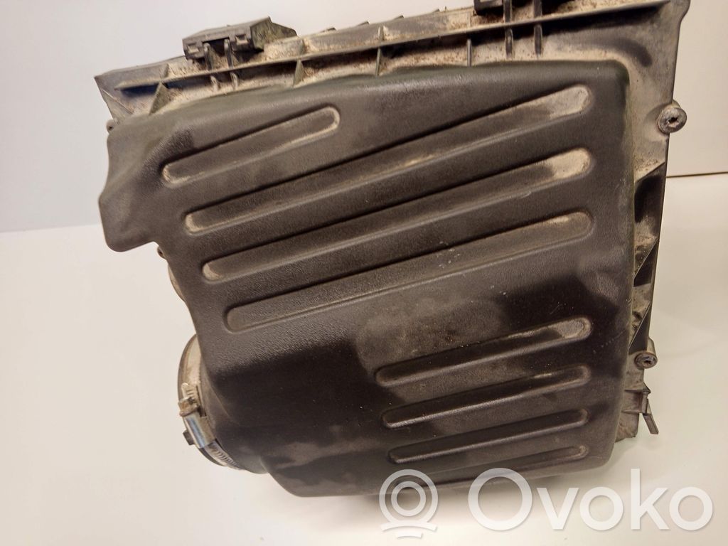 Opel Insignia A Air filter box 