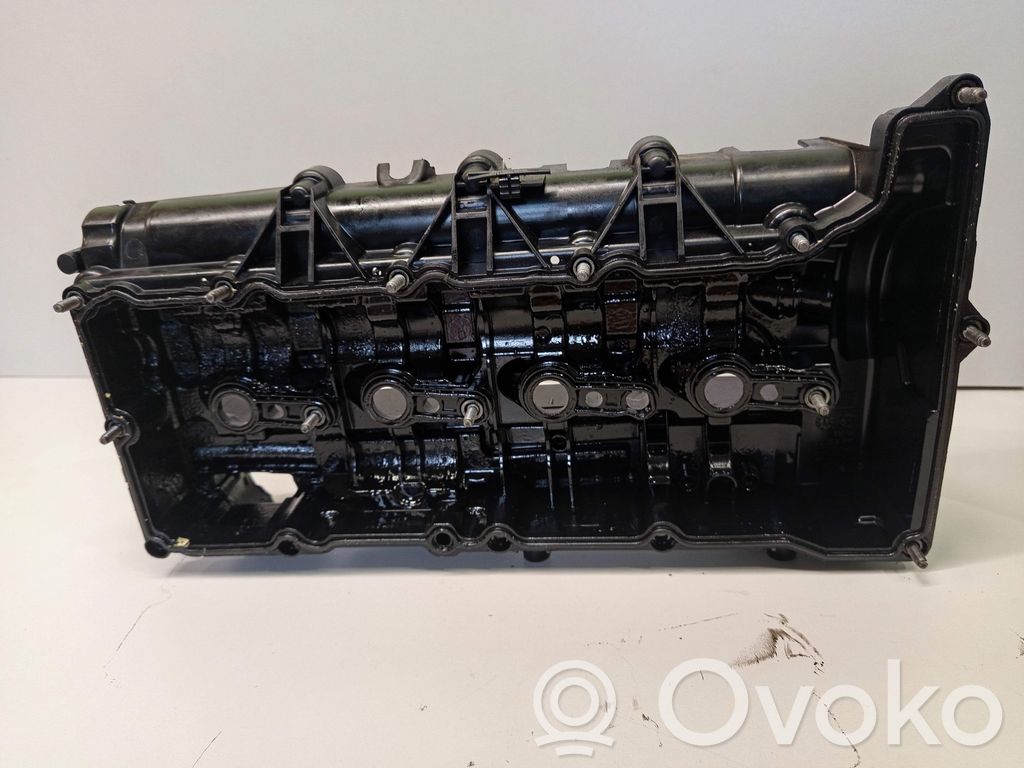 BMW 5 F10 F11 Vārstu vāks 