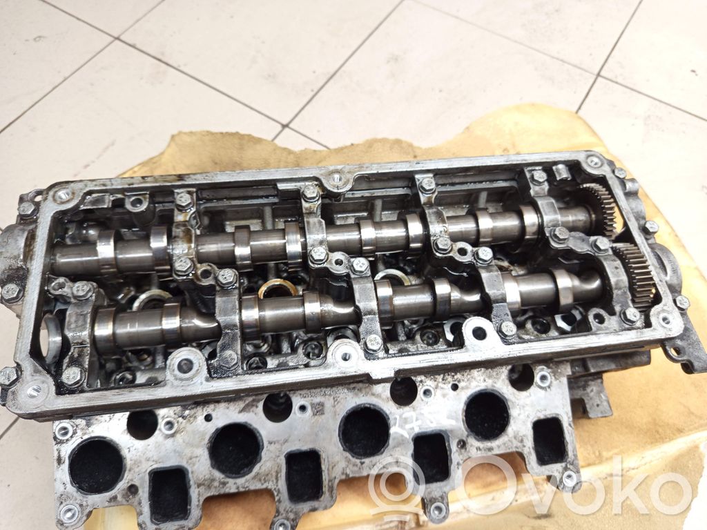 Volkswagen Touran II Engine head 