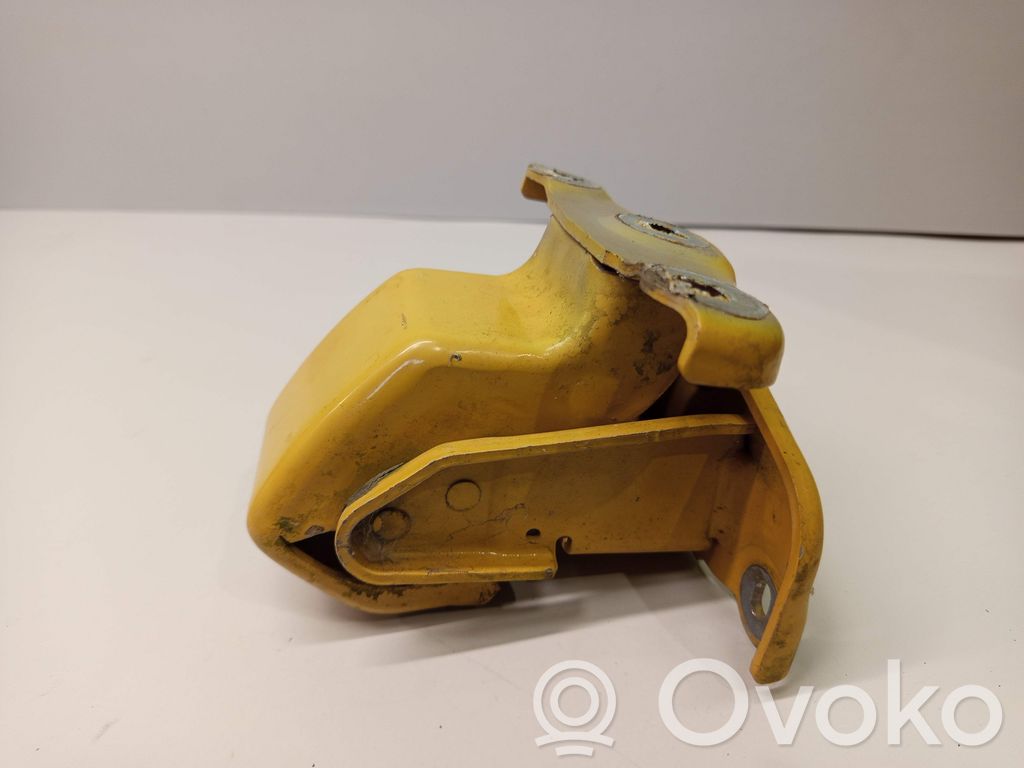 Loading door upper hinge   312304,66379